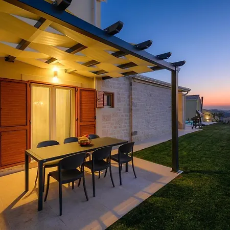 Villa Oliva