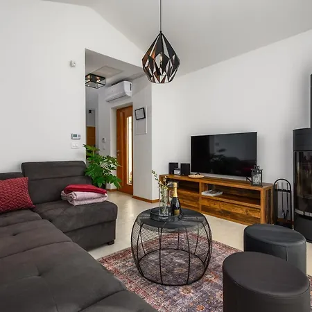Villa Oliva *